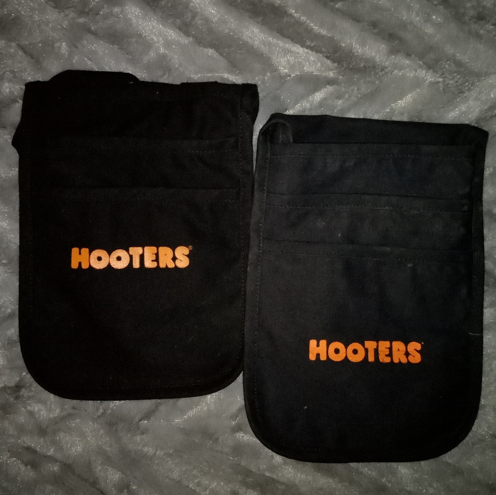 Hooters black pouch